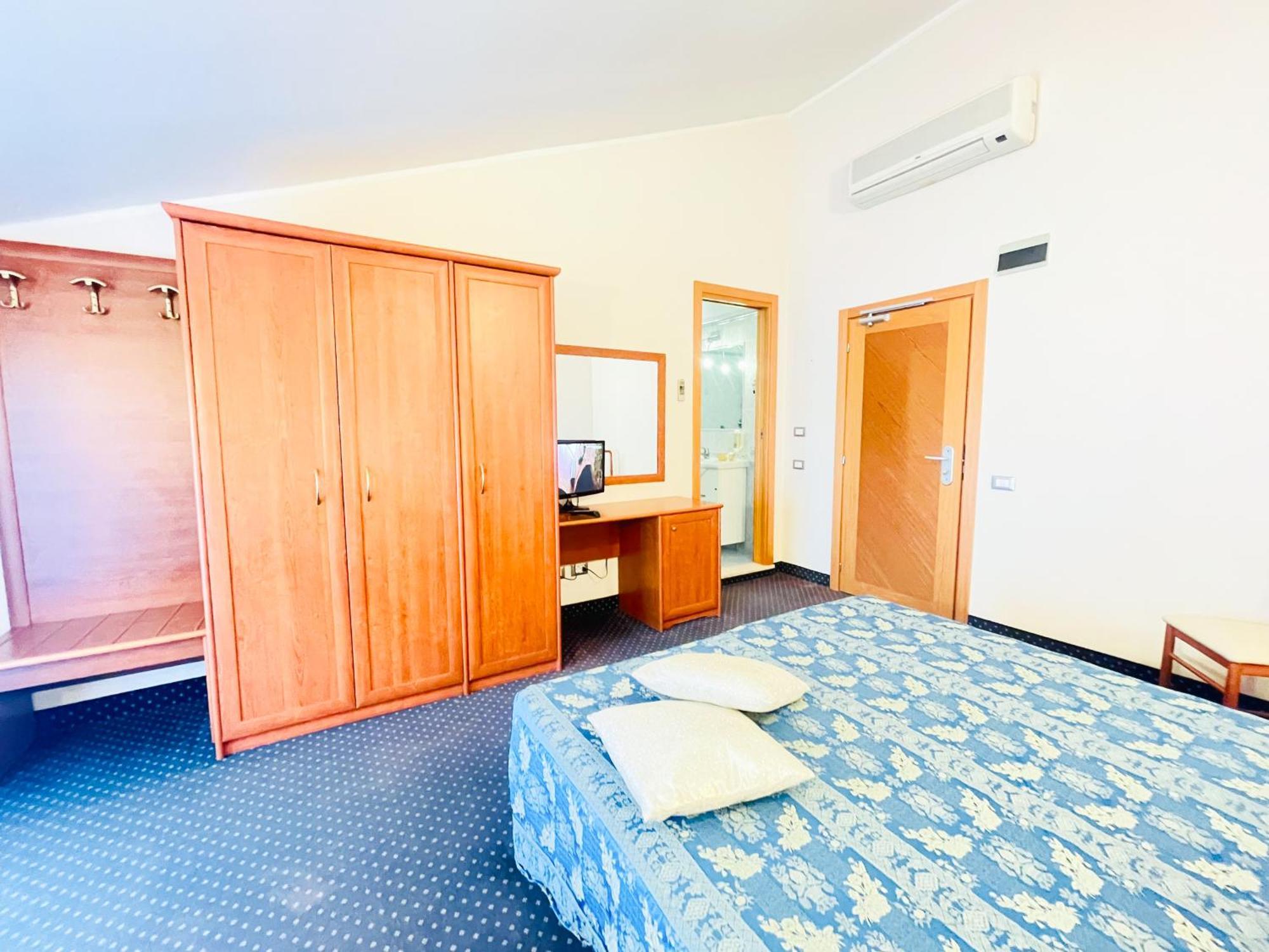 Hotel Bolognese Bellaria-Igea Marina Bagian luar foto